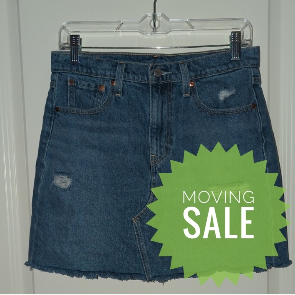 Levi's Classic Blue Denim Skirt